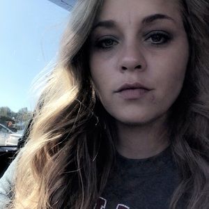 Meet your Posher, Lacey